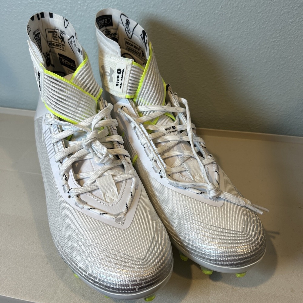 Under Armour Mens UA‎ Highlight MC Football Cleats White 3023716-106 Size 12